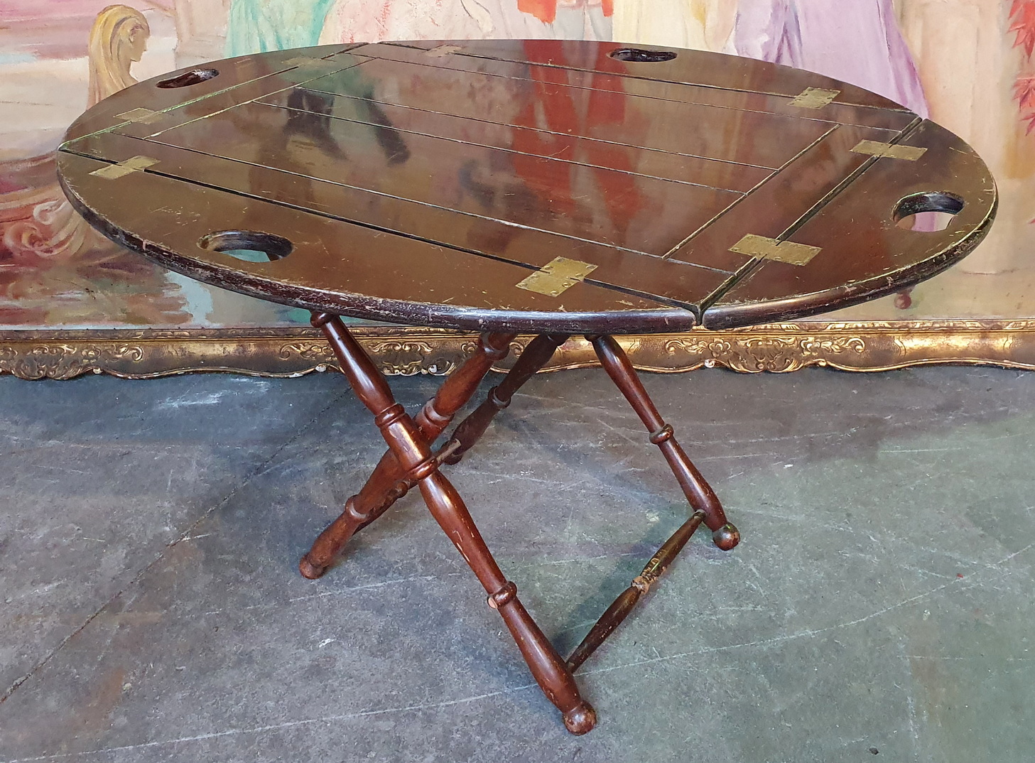 A Peniche Boat Table